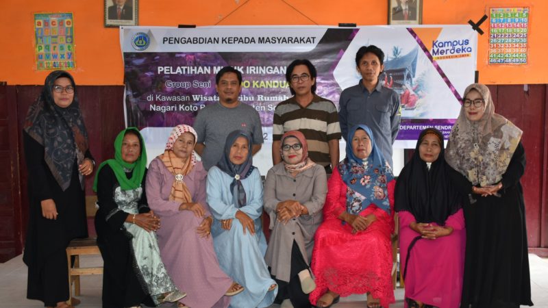 Pelatihan Musik Iringan Tari anggota Grup Seni Bundo Kanduang di Kawasa Seribu Rumah Gadang Jorong Lubuk Jaya Kecamatan Sungai Pagu Kabupaten Solok Selatan