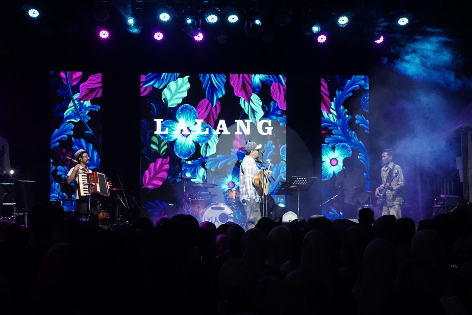 Penampilan “Lalang”, Sukses Meriahkan Kota Tambang Tua Sawahlunto International Music Festival (SIMFes) 2024